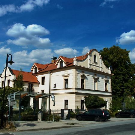 Penzion Haydnuv Dum Dolni Lukavice Екстер'єр фото